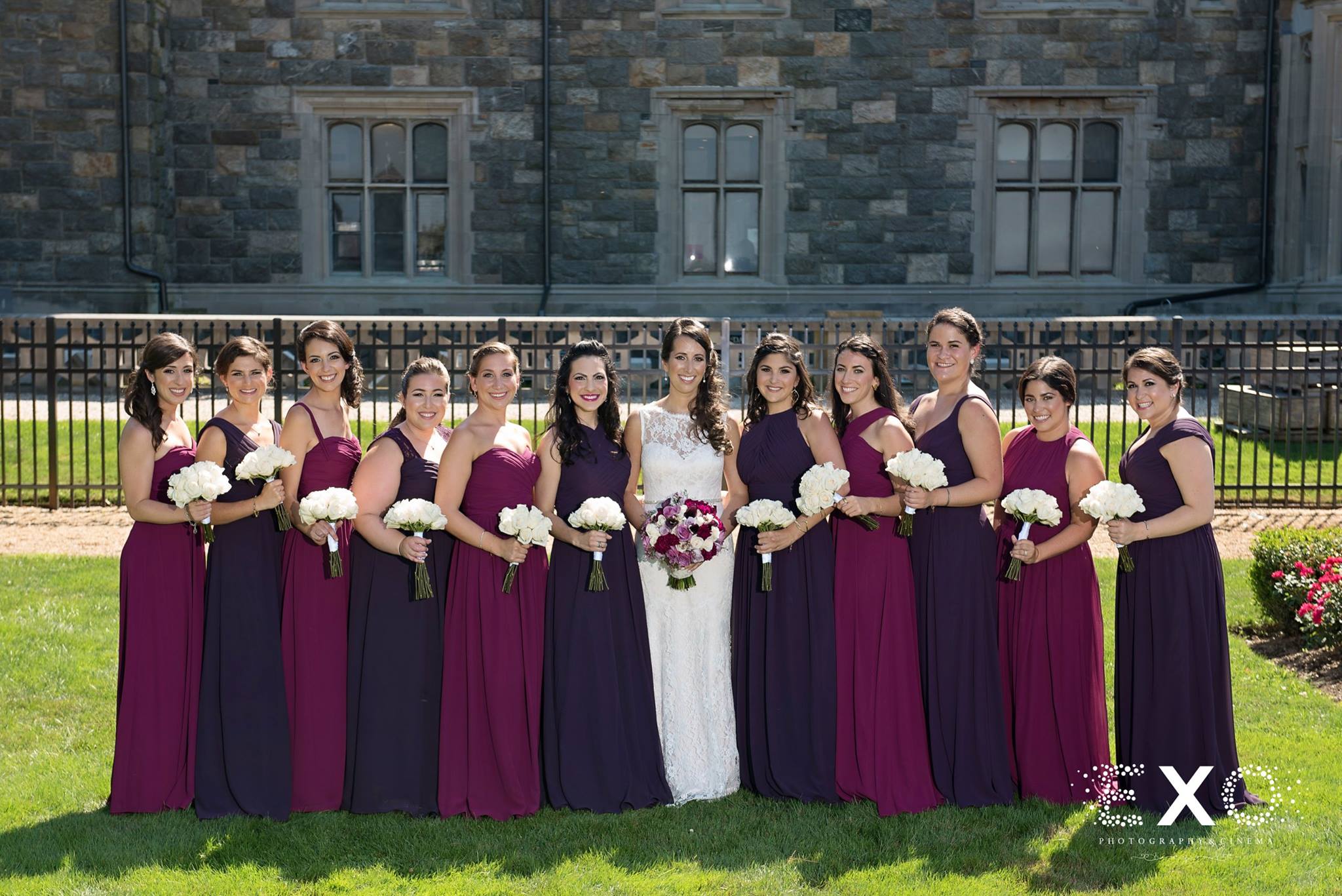 bride and bridesmaids at Hempstead House with flowers by Jerusalem florist