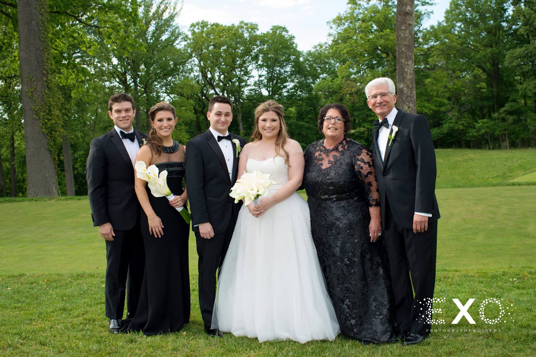 bride and family at Engineers Country Club