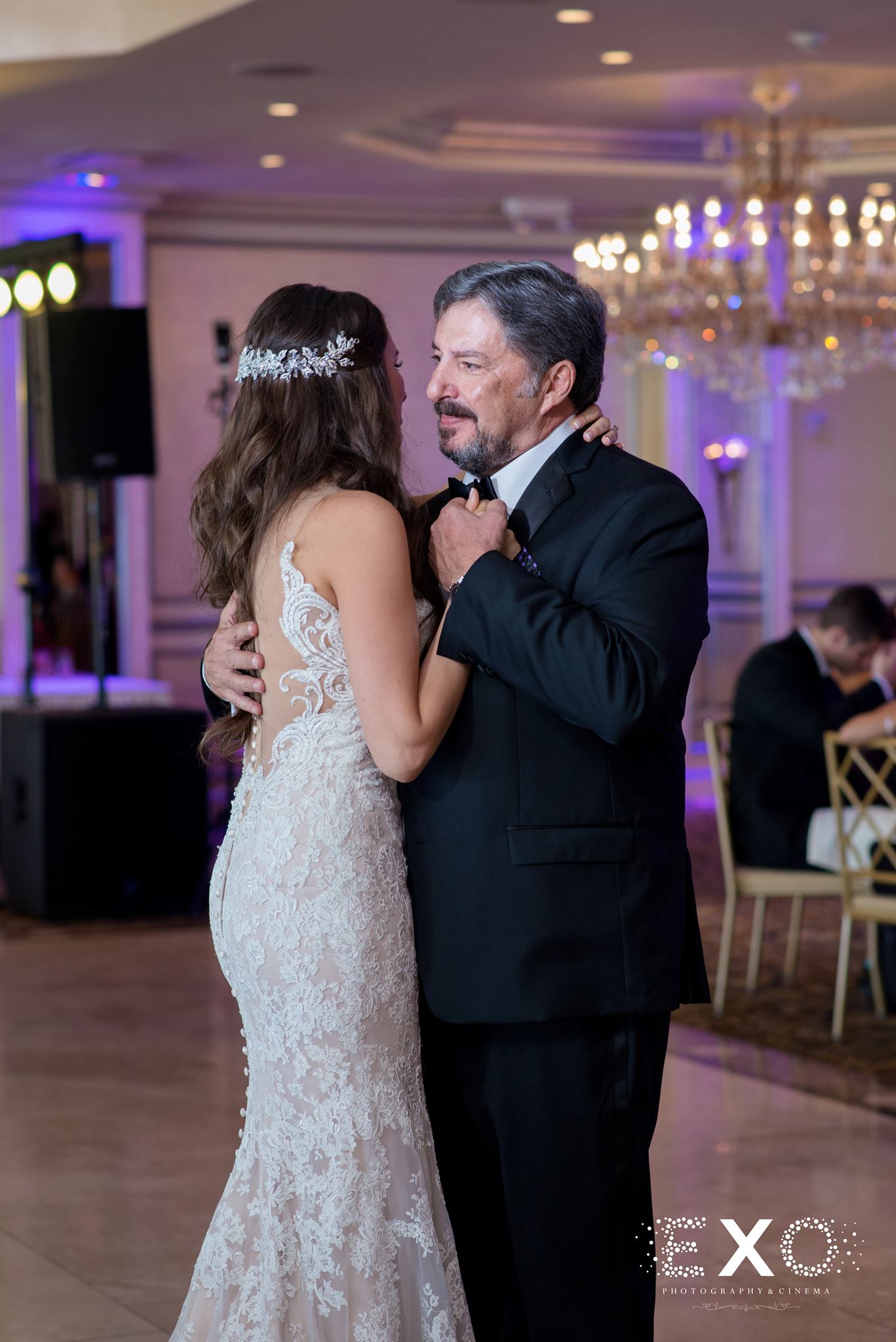 bride and father dancing to starlight music at The Surf Club on the Sound reception