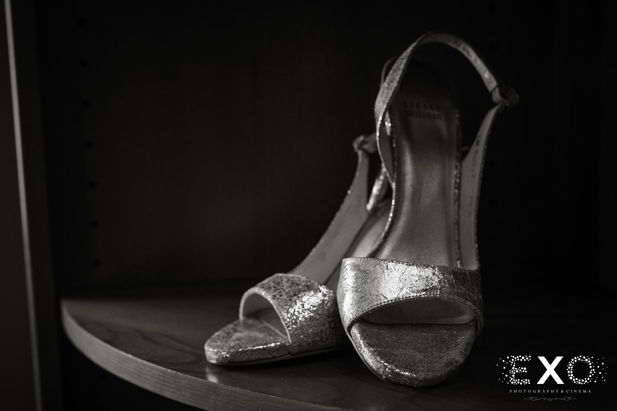 bride's stuart weitzman wedding shoes