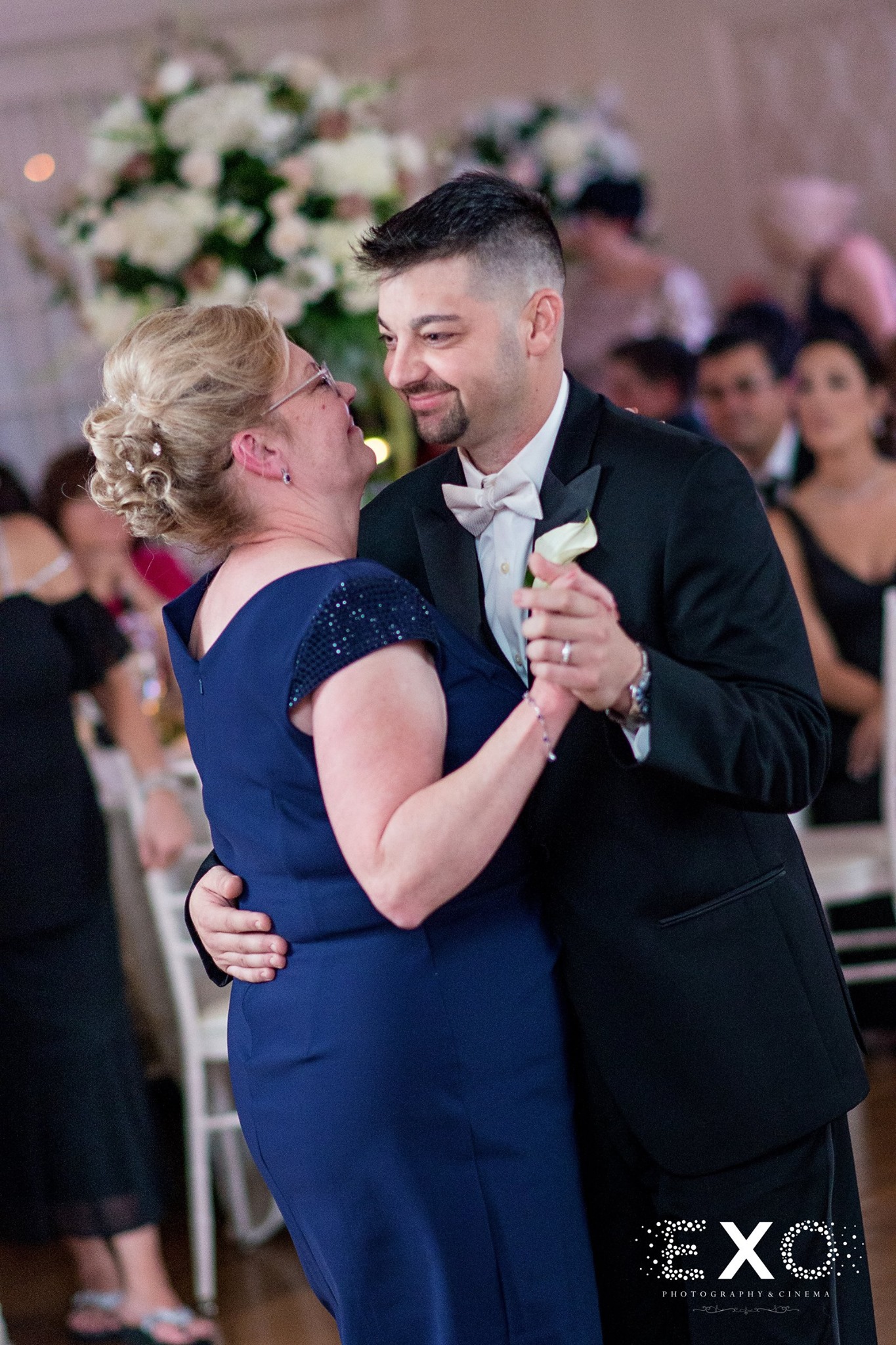 groom dancing with mother during Royalton at Roslyn reception