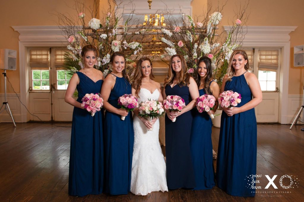 bride with her bridesmaids at Heritage Club at Bethpage