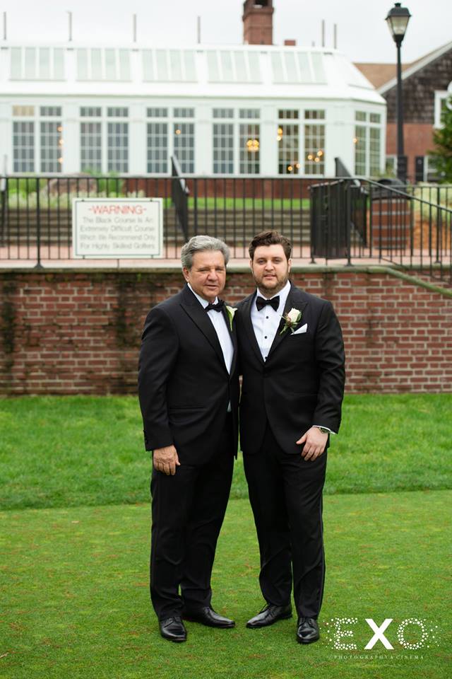 groom and father outside of Heritage Club at Bethpage