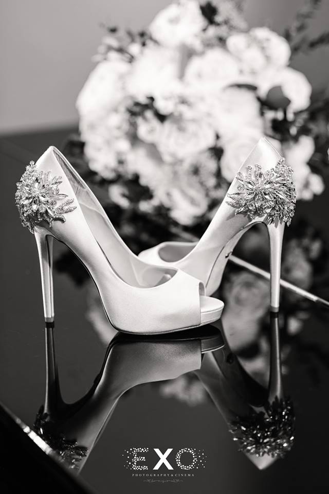 Bride's shoes at The Loft at Bridgeview Yacht Club