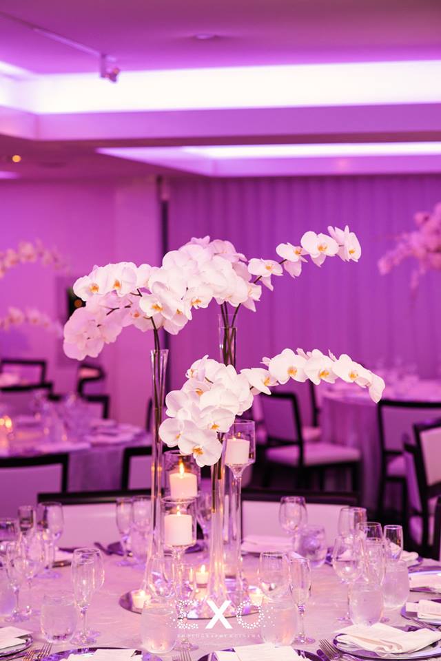 floral centerpieces at Harbor Club at Prime