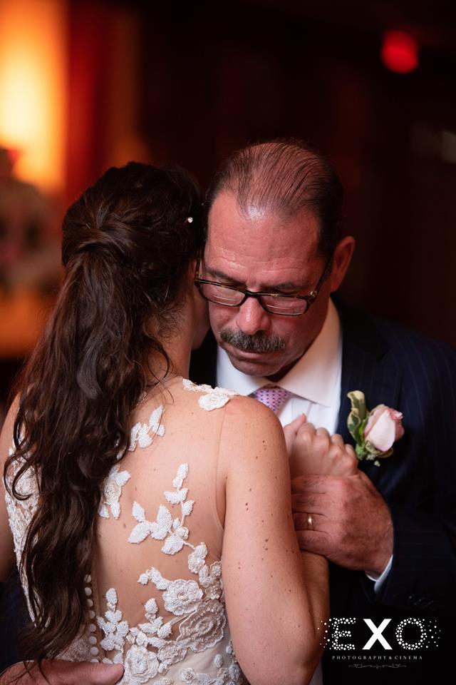 bride and her father dancing at The Mansion at Oyster Bay