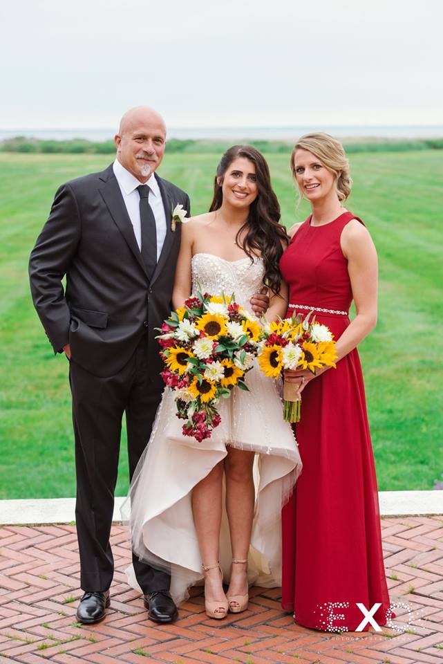 bride with her father and sister