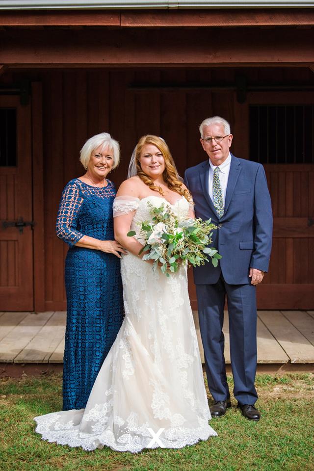 bride and her parents