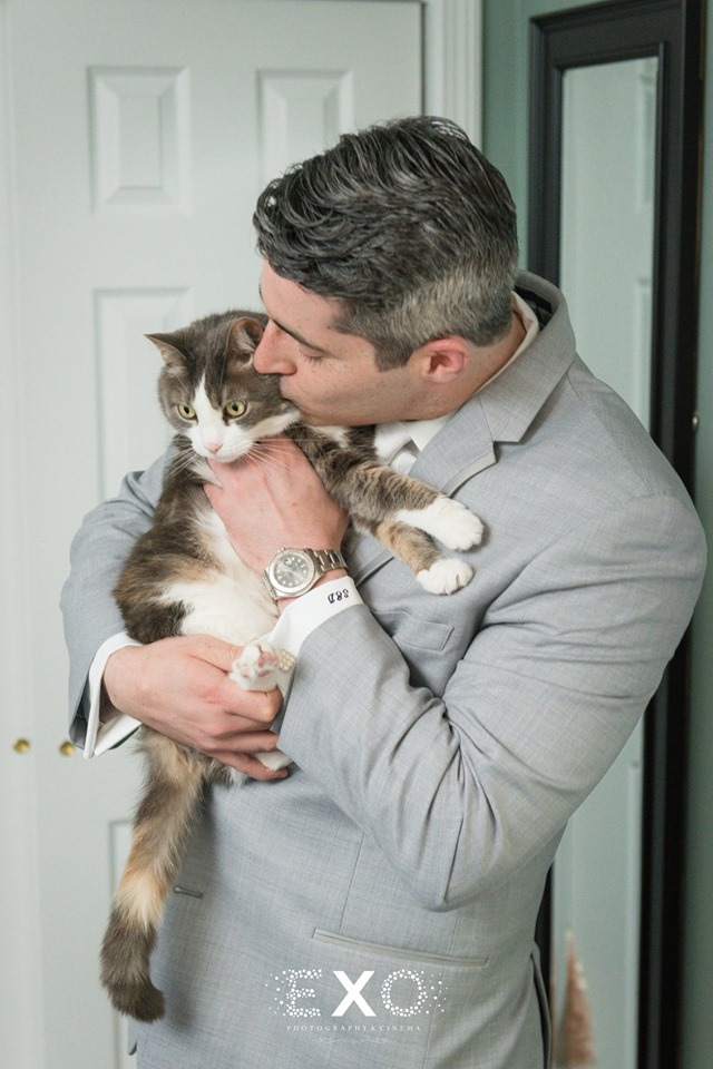groom and his cat