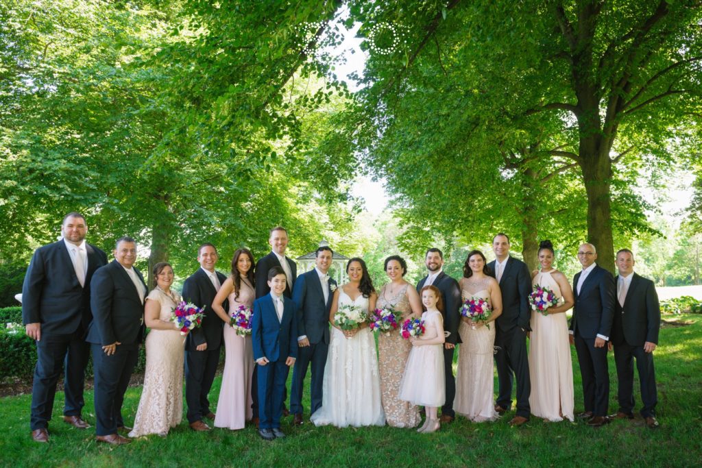 bridal party outside Mansion at Oyster Bay