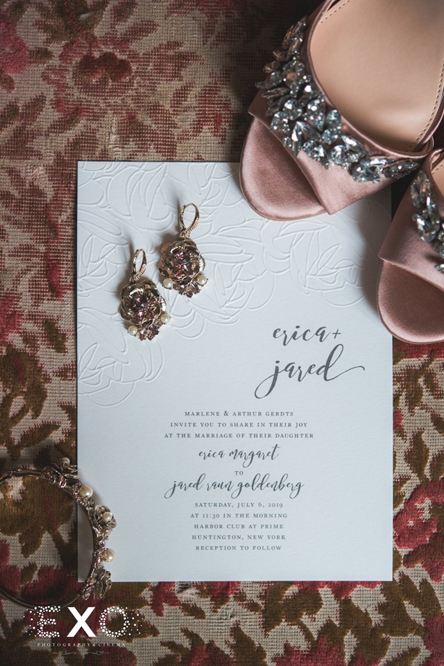 brides accessories and invitation