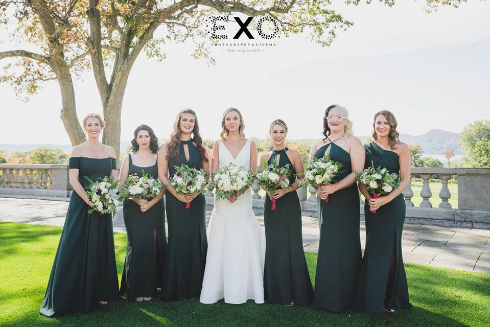 bride and her bridesmaids at Sleepy Hollow Country Club