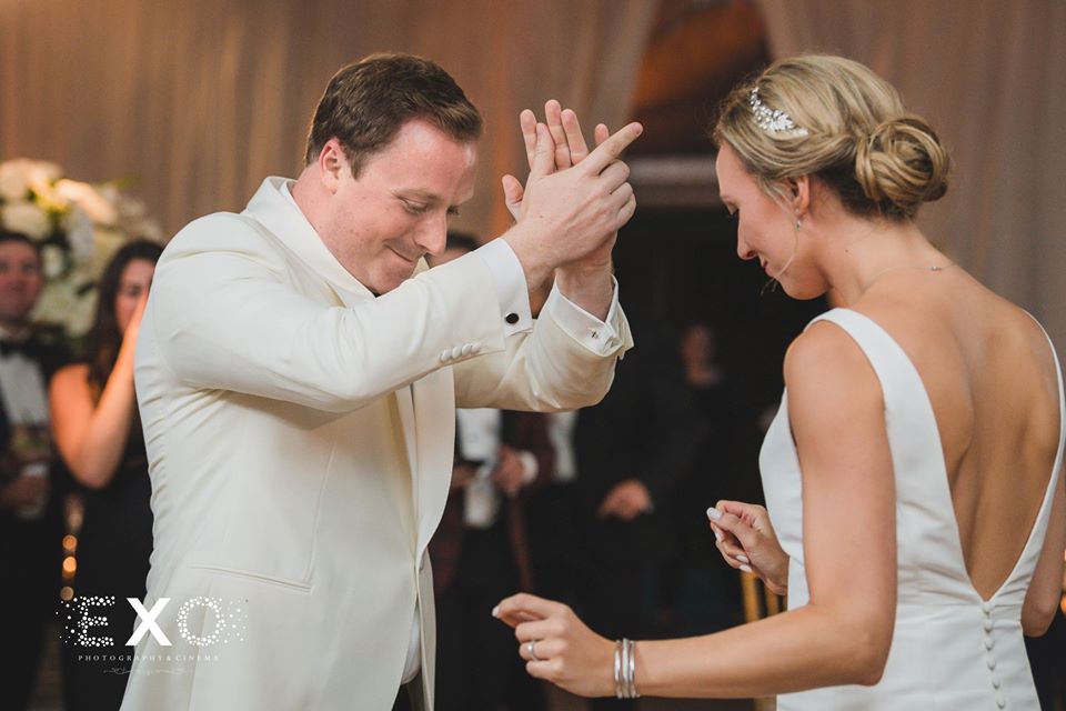 bride and groom dancing at Sleepy Hollow Country Club