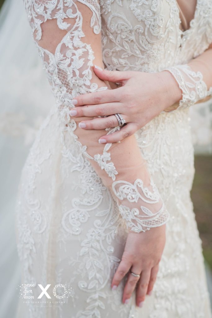 bride long dress sleeve