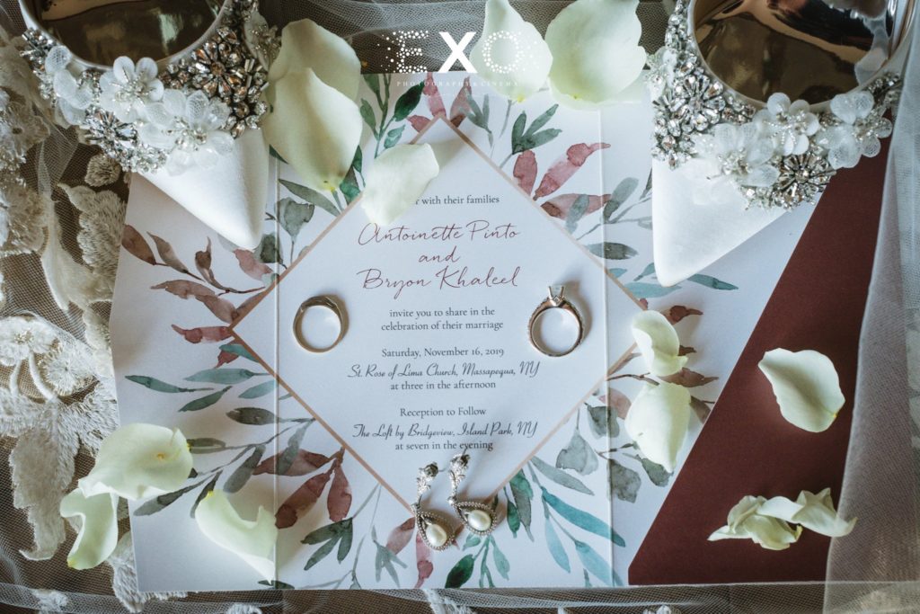 wedding invitation and rings