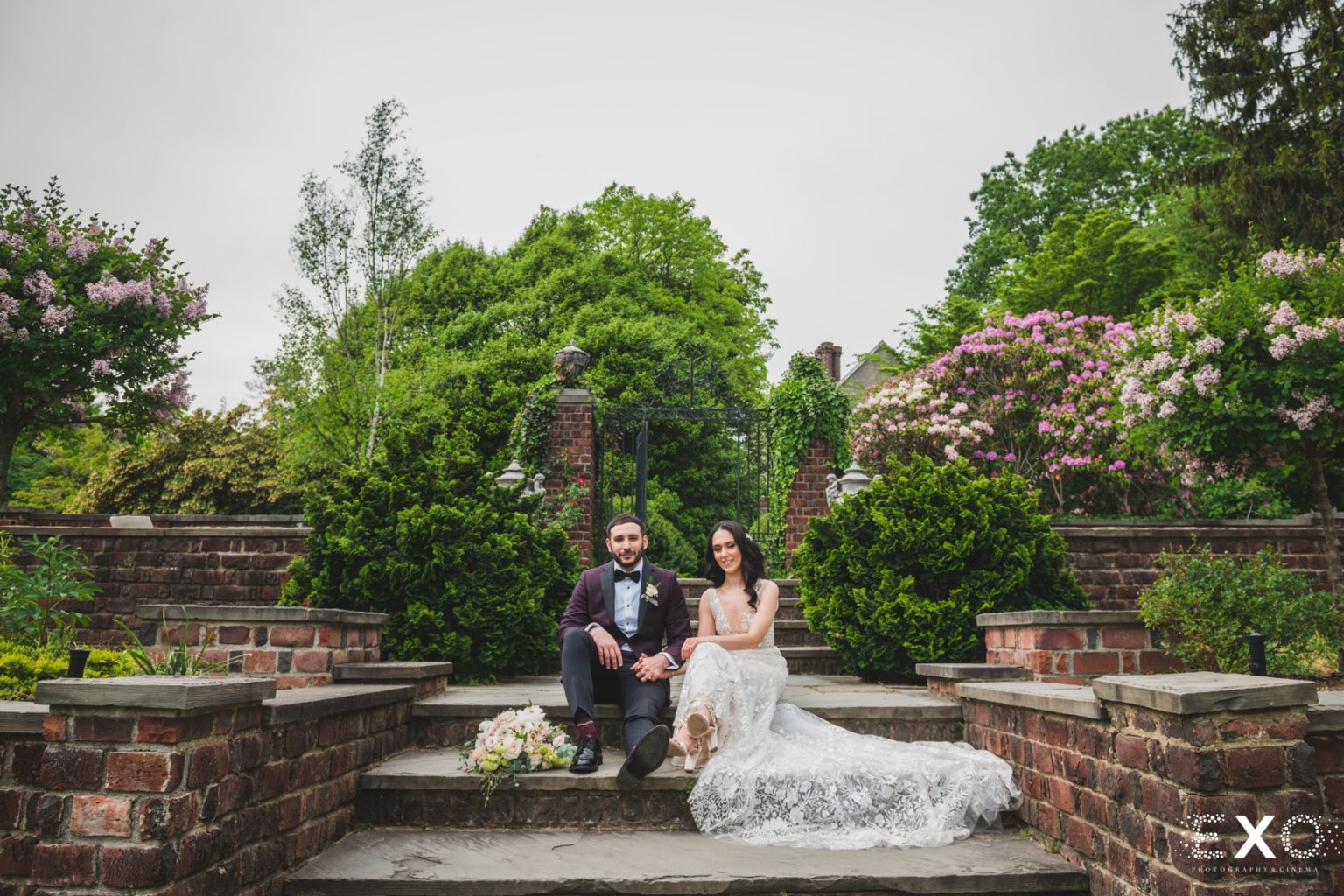 Alexa + Michael's Romantic Muttontown Club Long Island Wedding