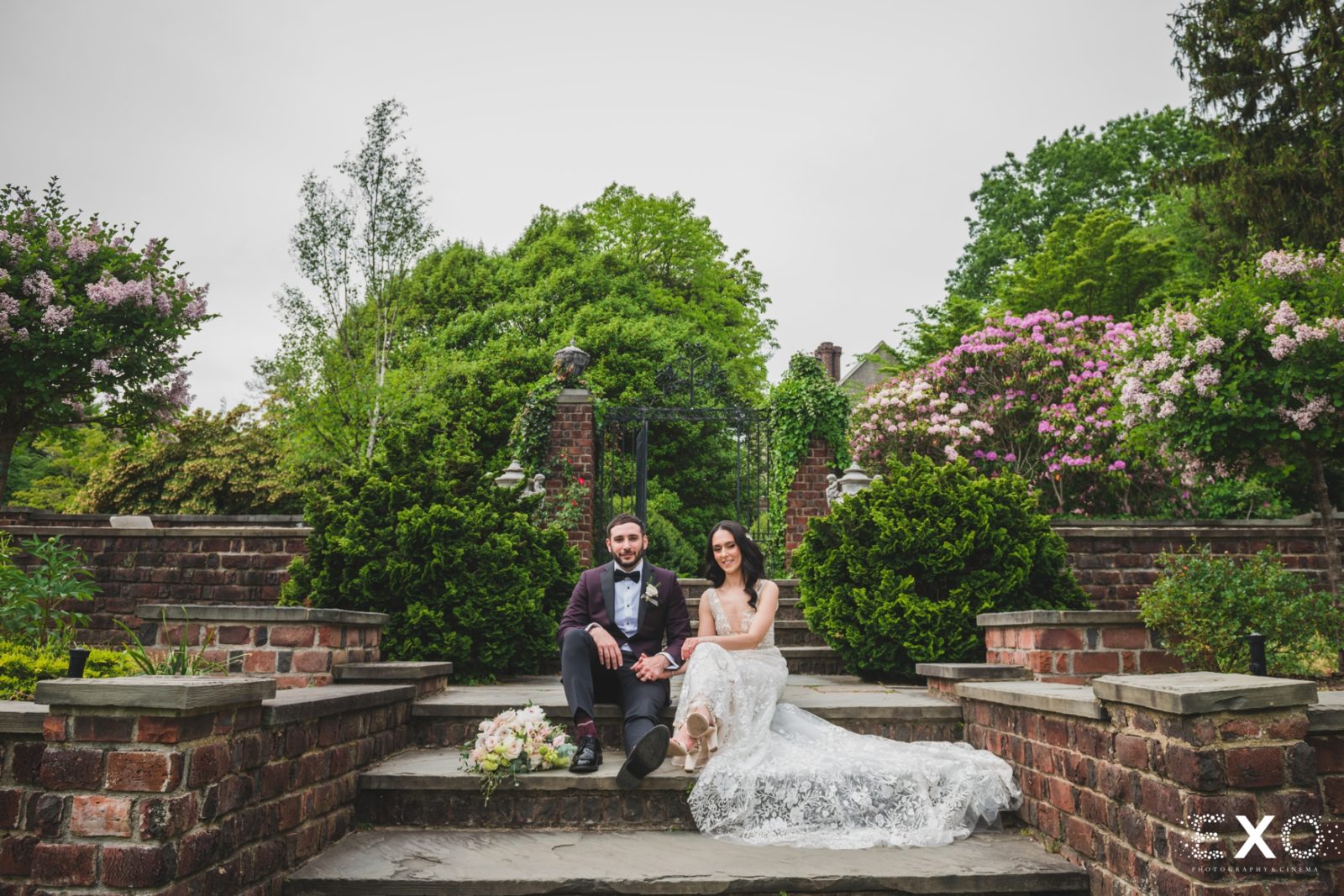 Alexa + Michael's Romantic Muttontown Club Long Island Wedding