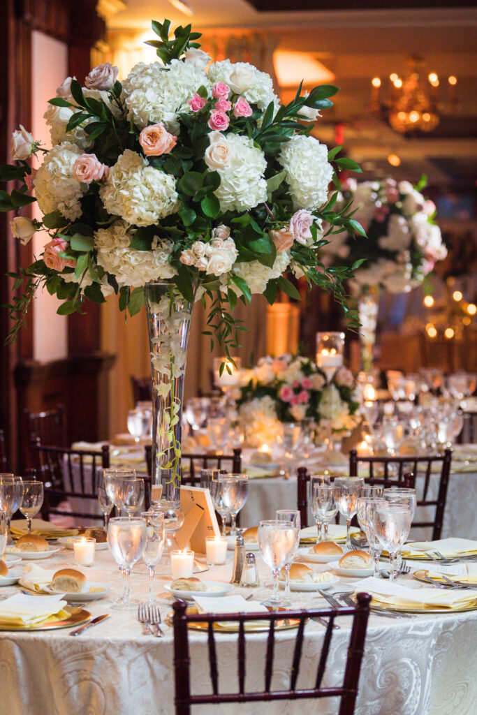 White and pink floral centerpieces