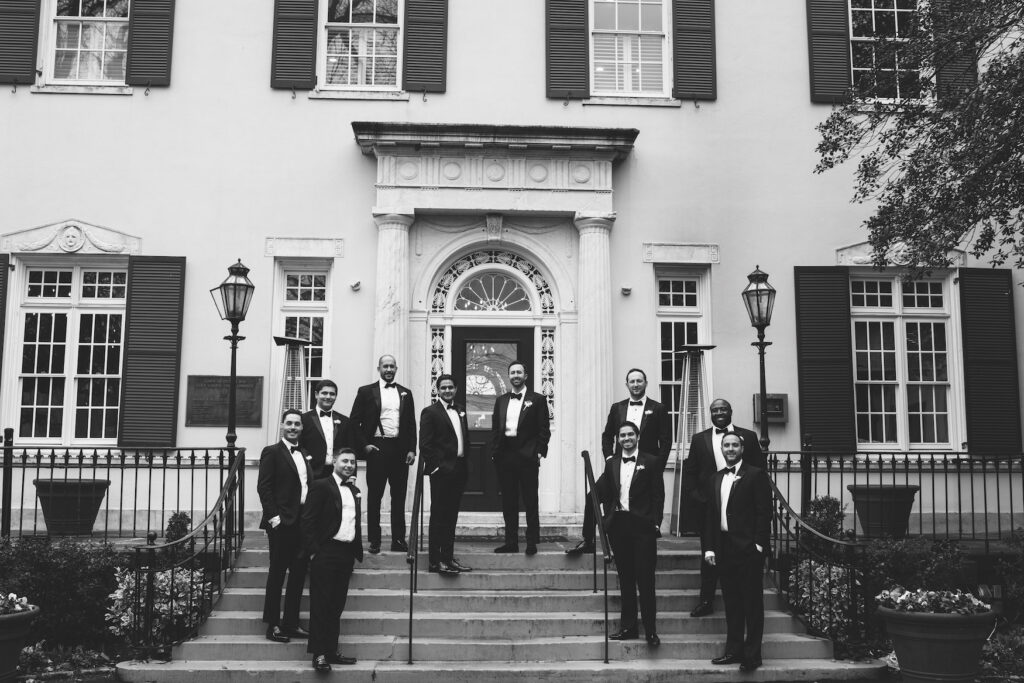 Groom and groomsmen at The Mansion at Oyster Bay