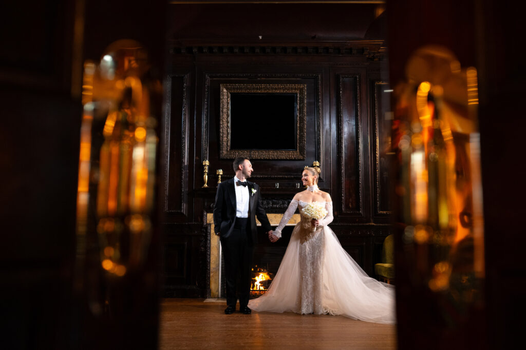 The Mansion at Oyster Bay bride and groom photos