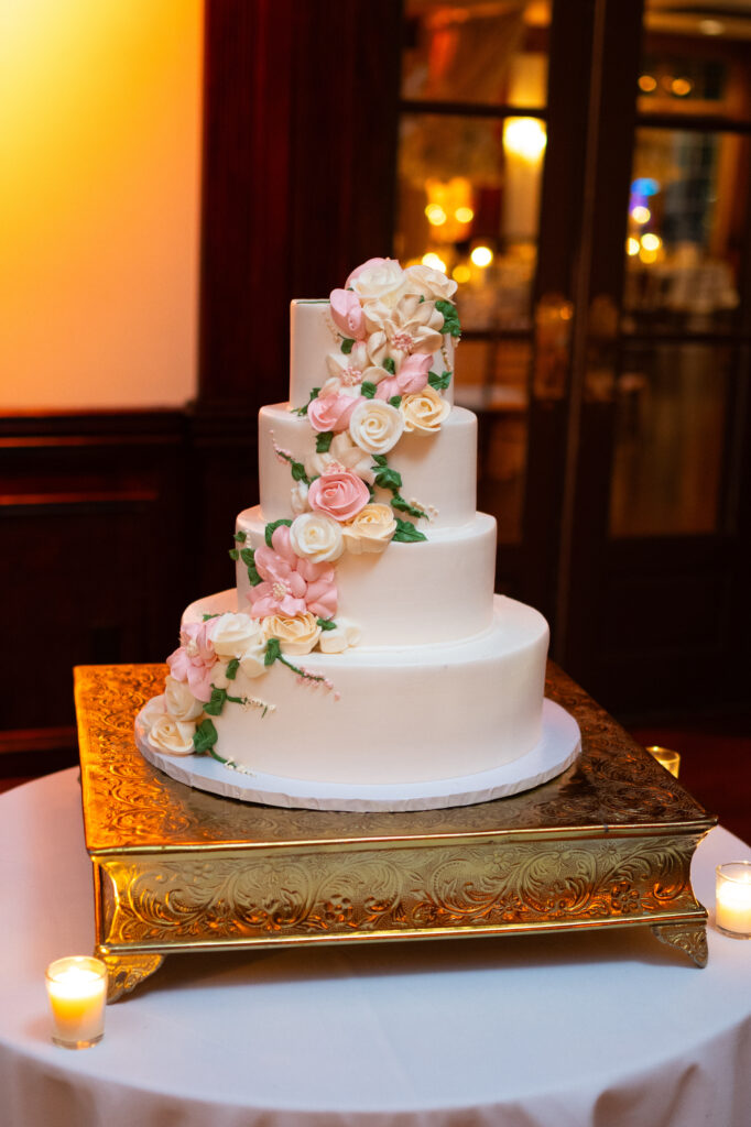 Wedding cake at The Mansion at Oyster Bay