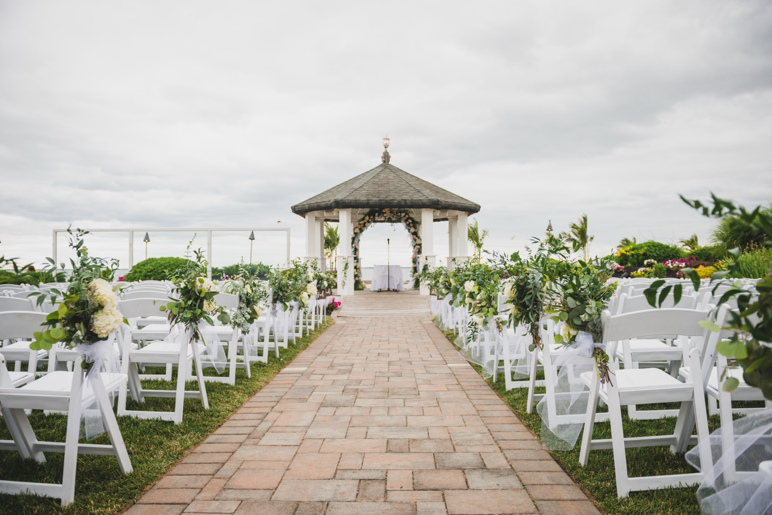 Land's End waterfront wedding in Sayville, Long Island, photographed by EXO Photography