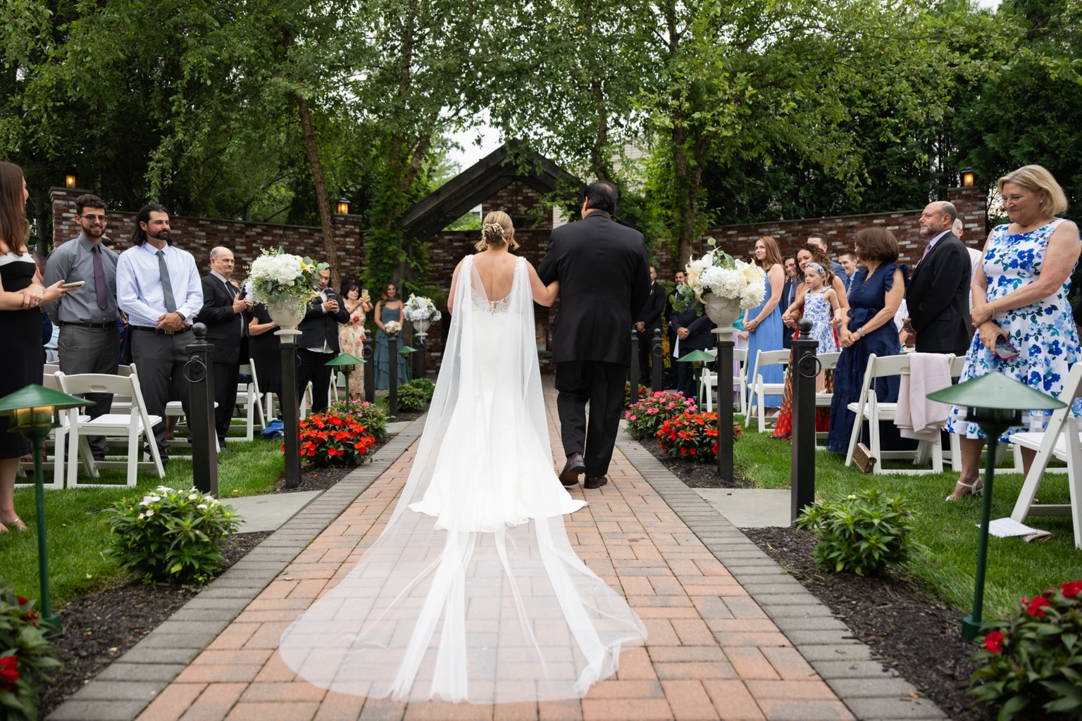 Fox Hollow outdoor wedding ceremony