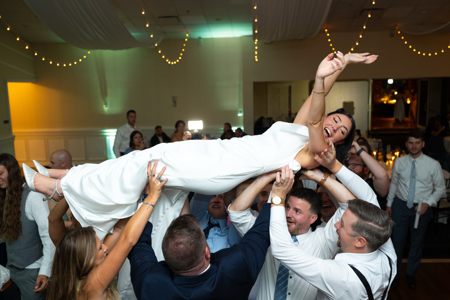 Land's End waterfront wedding in Sayville, Long Island, photographed by EXO Photography